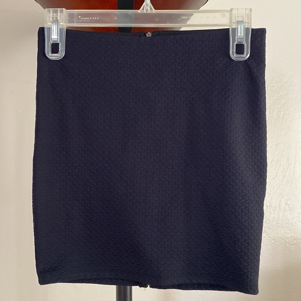 NWOT Bershka Sunny Days & Me 26 MEX Skirt - SIZE SMALL